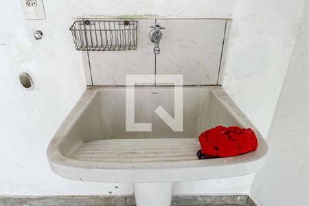 Casa à venda com 300m², 4 quartos e 3 vagasDetalhe