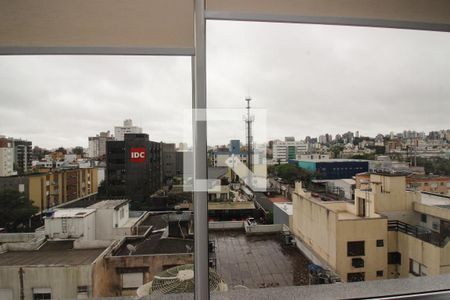 Vista da Suíte de apartamento à venda com 2 quartos, 69m² em Santana, Porto Alegre