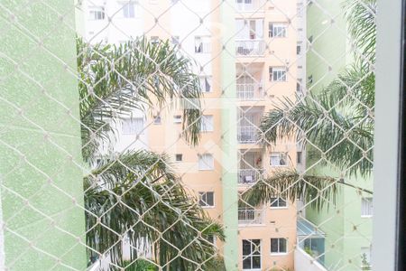 Vista do Quarto 1 de apartamento para alugar com 2 quartos, 57m² em Novo Mundo, Curitiba