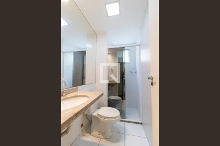 Apartamento para alugar com 57m², 2 quartos e 1 vaga Apartamento para alugar com 57m², 2 quartos e 1 vagaBanheiro da Suíte