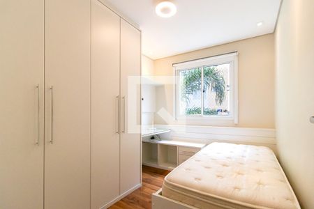 Quarto 1 de apartamento para alugar com 2 quartos, 57m² em Novo Mundo, Curitiba