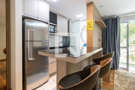 Apartamento para alugar com 57m², 2 quartos e 1 vaga Apartamento para alugar com 57m², 2 quartos e 1 vagaCozinha - Armários