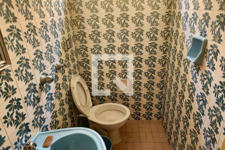 Casa à venda com 180m², 3 quartos e 2 vagasBanheiro - Edícula