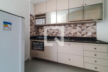 cozinha de apartamento para alugar com 2 quartos, 33m² em Ipiranga, São Paulo