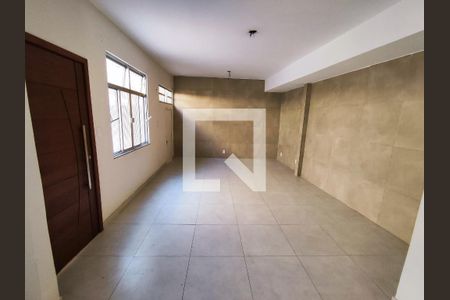Sala de casa à venda com 2 quartos, 110m² em Piedade, Rio de Janeiro
