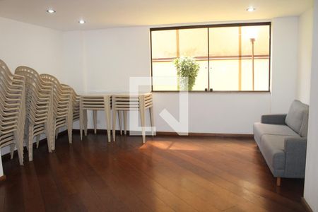 Apartamento à venda com 103m², 3 quartos e 2 vagasSalão de Festas