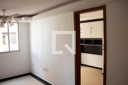 Sala  de apartamento à venda com 3 quartos, 53m² em Itaquera, São Paulo