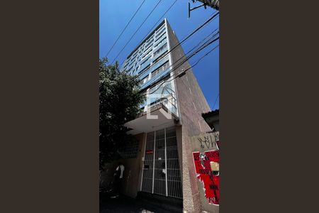 Studio à venda com 29m², 1 quarto e 1 vaga Studio à venda com 29m², 1 quarto e 1 vagaFachada