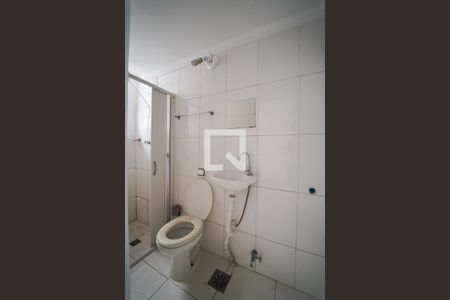 Banheiro de kitnet/studio à venda com 1 quarto, 29m² em Água Branca, São Paulo