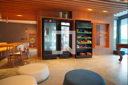 Apartamento para alugar com 30m², 1 quarto e 1 vagaMarket