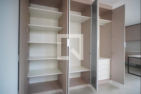 Apartamento para alugar com 30m², 1 quarto e 1 vagaCozinha - Armários