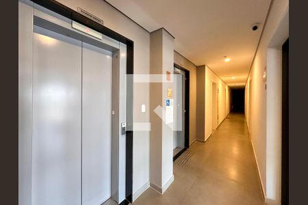 Studio à venda com 27m², 1 quarto e sem vagaHall 