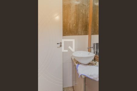 Casa à venda com 232m², 2 quartos e 2 vagas Casa à venda com 232m², 2 quartos e 2 vagasLavabo