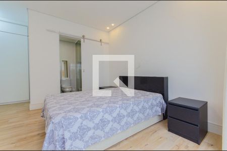 Casa à venda com 232m², 2 quartos e 2 vagas Casa à venda com 232m², 2 quartos e 2 vagasSuíte 2