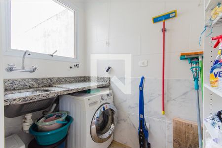 Casa à venda com 232m², 2 quartos e 2 vagas Casa à venda com 232m², 2 quartos e 2 vagasÁrea de Serviço