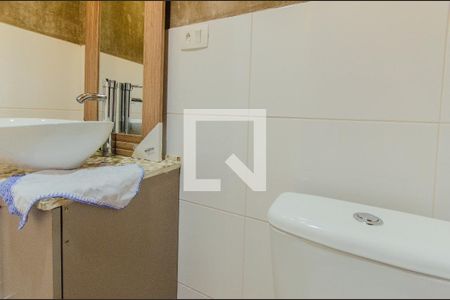 Casa à venda com 232m², 2 quartos e 2 vagas Casa à venda com 232m², 2 quartos e 2 vagasLavabo