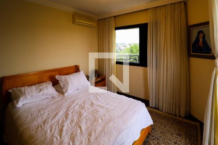 Apartamento à venda com 250m², 4 quartos e 6 vagasSuíte 4