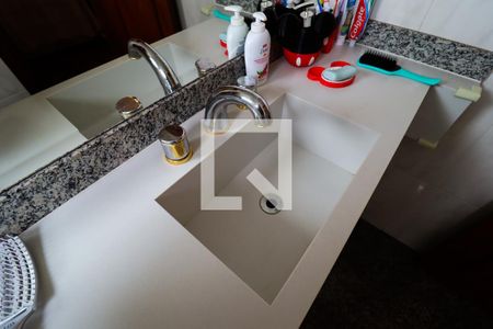 Apartamento à venda com 250m², 4 quartos e 6 vagasSuíte 2