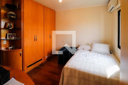 Apartamento à venda com 250m², 4 quartos e 6 vagasSuíte 2