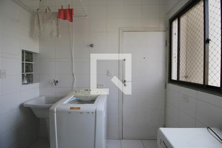 Apartamento para alugar com 120m², 3 quartos e 2 vagasÁrea de Serviço