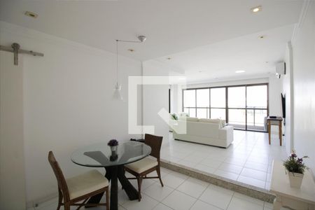 Sala de apartamento para alugar com 3 quartos, 120m² em Centro, Guarujá