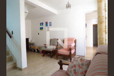 Sala de casa à venda com 5 quartos, 280m² em Vila Cruz das Almas, São Paulo
