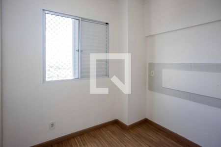 Quarto 2 de apartamento para alugar com 2 quartos, 45m² em Canhema, Diadema