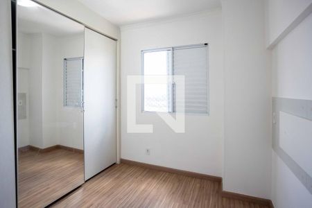 Quarto 2 de apartamento para alugar com 2 quartos, 45m² em Canhema, Diadema