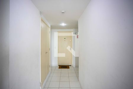 Apartamento para alugar com 45m², 2 quartos e 1 vagaHall de entrada