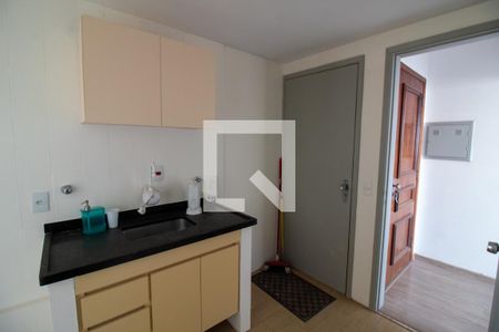Apartamento à venda com 74m², 2 quartos e 1 vagaCozinha
