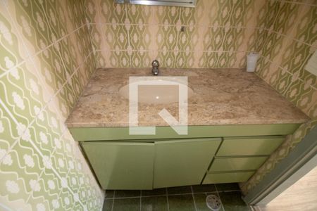 Apartamento à venda com 74m², 2 quartos e 1 vagaBanheiro