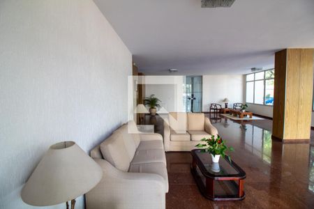 Apartamento à venda com 74m², 2 quartos e 1 vagaHall social