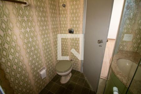 Apartamento à venda com 74m², 2 quartos e 1 vagaBanheiro da Suíte