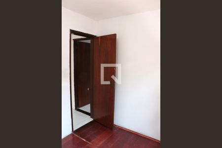 Quarto de casa à venda com 3 quartos, 125m² em Ferreira, São Paulo