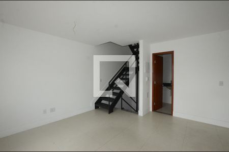 Sala de casa à venda com 2 quartos, 97m² em Irajá, Rio de Janeiro