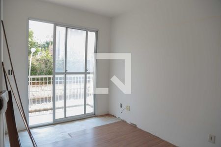 Sala de apartamento à venda com 2 quartos, 49m² em Metalúrgicos, Osasco