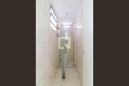 Banheiro de serviço de casa à venda com 5 quartos, 145m² em Vila Lageado, São Paulo