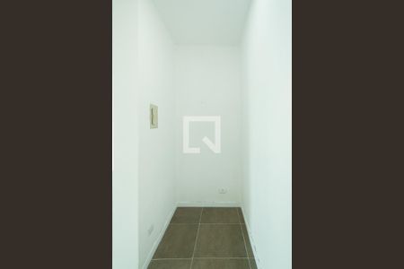 Banheiro  de kitnet/studio para alugar com 1 quarto, 30m² em Rudge Ramos, São Bernardo do Campo