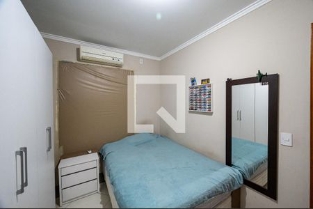Quarto 2 de casa para alugar com 3 quartos, 220m² em Vila Campestre, São Paulo