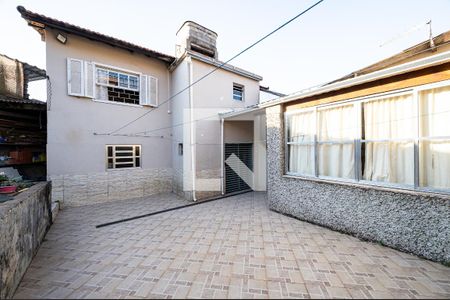 Casa à venda com 220m², 3 quartos e 3 vagasQuintal