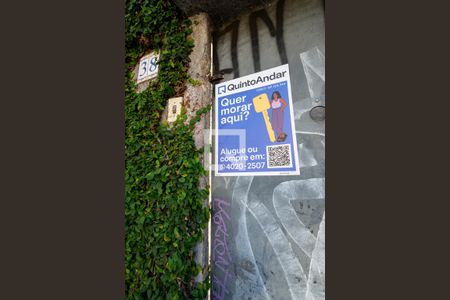 Casa à venda com 220m², 3 quartos e 3 vagasFachada