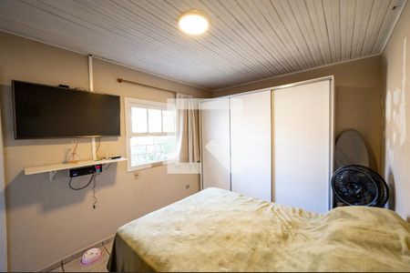 Casa à venda com 220m², 3 quartos e 3 vagasQuarto Casa 2