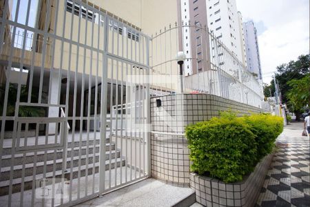 Apartamento à venda com 90m², 3 quartos e 1 vaga Apartamento à venda com 90m², 3 quartos e 1 vagaFachada