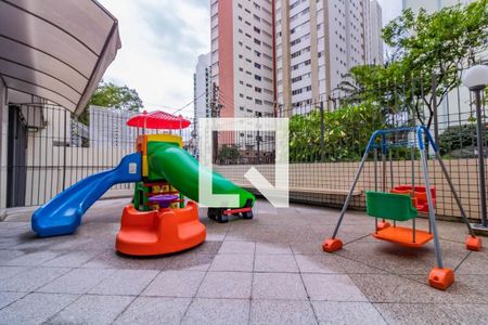 Apartamento à venda com 90m², 3 quartos e 1 vaga Apartamento à venda com 90m², 3 quartos e 1 vagaPlayground