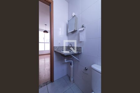 Apartamento para alugar com 41m², 2 quartos e 1 vaga Apartamento para alugar com 41m², 2 quartos e 1 vagaBanheiro