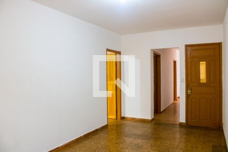 Sala de casa para alugar com 3 quartos, 250m² em Vila Guarani, Santo André