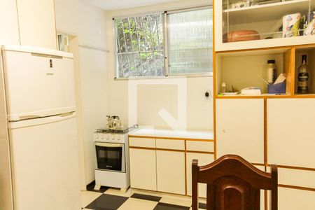 Apartamento à venda com 91m², 2 quartos e 1 vagaCozinha