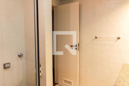 Apartamento à venda com 91m², 2 quartos e 1 vagaBanheiro Social