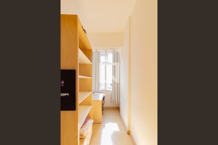 Quarto 1 de apartamento à venda com 2 quartos, 67m² em Leblon, Rio de Janeiro