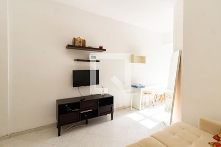 Sala de apartamento à venda com 2 quartos, 67m² em Leblon, Rio de Janeiro